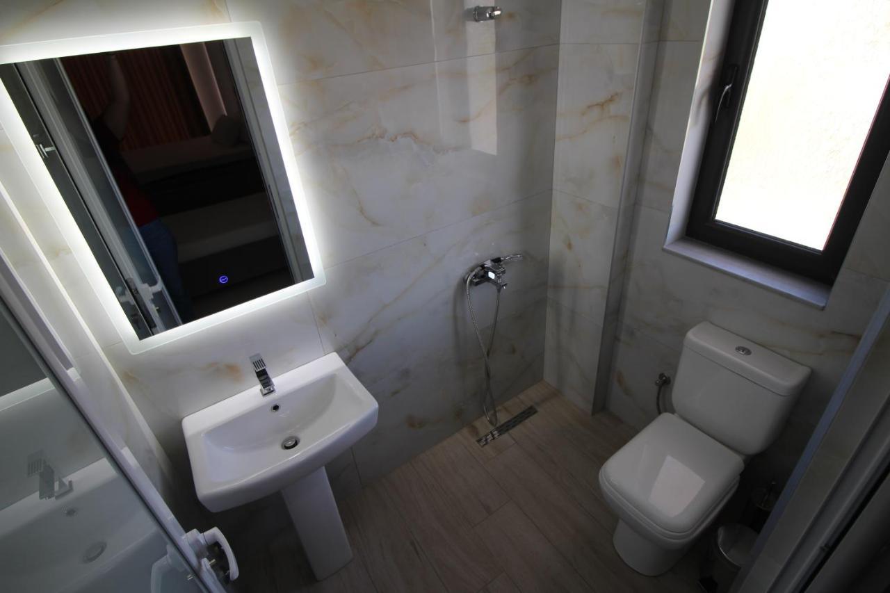 J&B Hotel Ksamil Zewnętrze zdjęcie